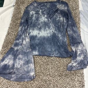 american eagle long flare sleeve